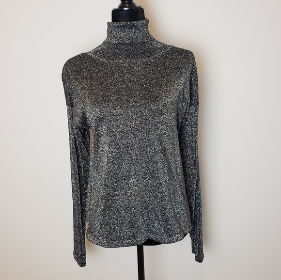HILLARY PAIGE Black Turtleneck Pullover - Picture 1 of 5
